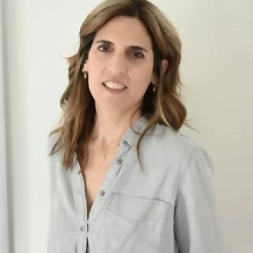Lucia Iñiguez de Onzoño