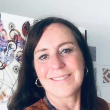 Emmanuelle Bastard