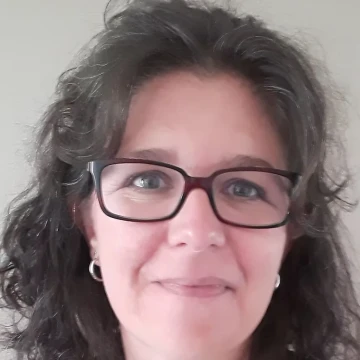 Delphine Aucuit