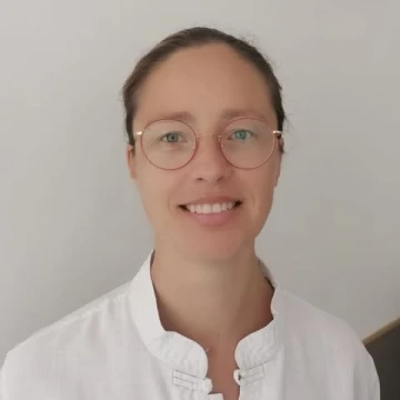 Hélène Stinus